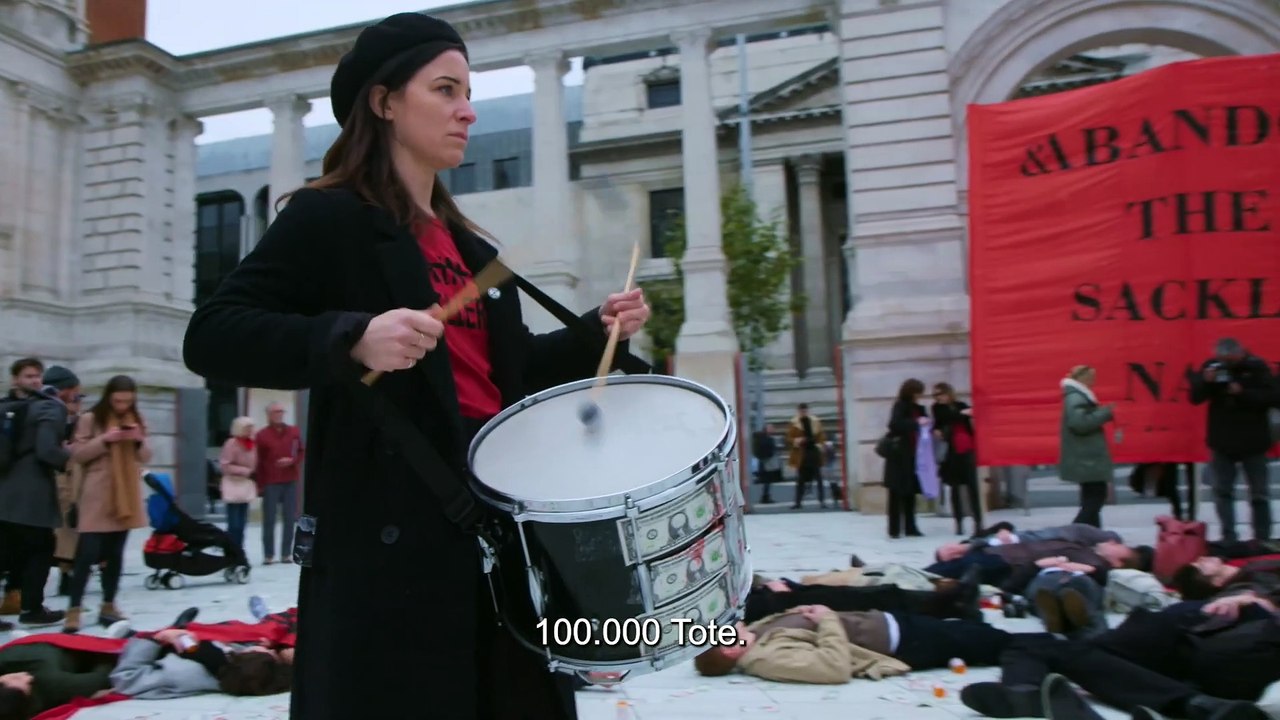 ALL THE BEAUTY AND THE BLOODSHED Film Trailer