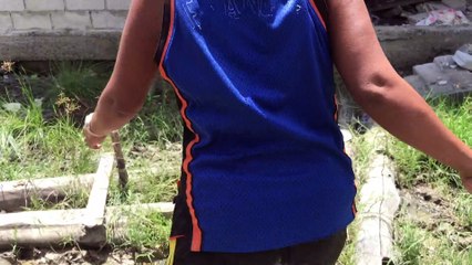 Mujer relata cómo la casa de su hermano se cayó en el Golfo de Guayaquil tras terremoto