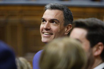 Sánchez reivindica su plan para España frente al intento de volver al pasado
