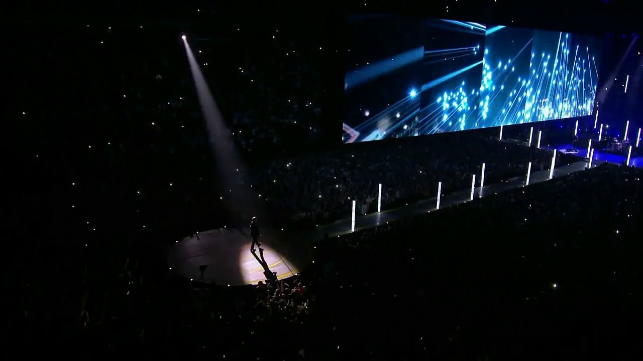 U2: iNNOCENCE + eXPERIENCE Live in Paris - 07/12/2015 | movie | 2015 | Official Clip