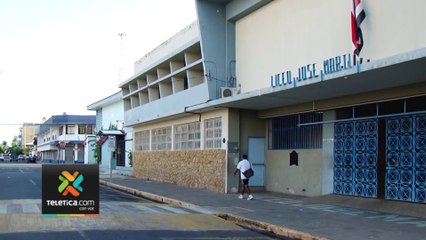 tn7-autoridades-tras-la-búsqueda-de-dos-estudiantes-sospechosos-de-iniciar-balacera-afuera-de-colegio-210323