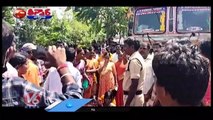 Double Bedroom Houses Beneficiaries Protest Against TS Govt At KCR Constituency _ V6 Teenmaar (1)