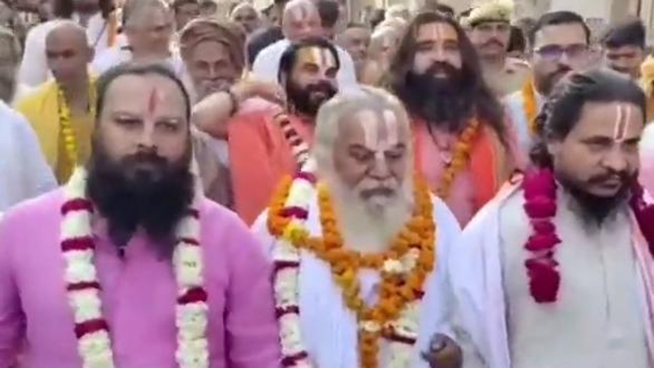 अयोध्या में हिंदू नव वर्ष पर साधु संतों ने की रामकोट की परिक्रमा, जानिए क्या है इसका महत्व
