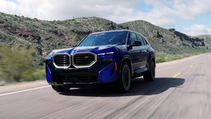 The first-ever BMW XM in Blue-Silverstone-Gold Driving Video