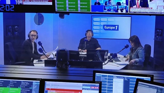 Retraites : Macron affirme que «la foule» n'a «pas de légitimité face au peuple qui s'exprime à travers ses élus»