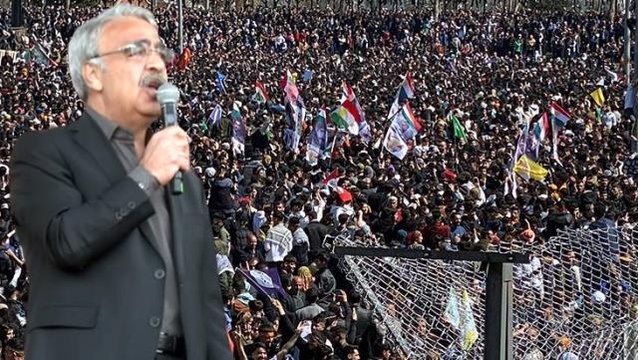 HDP Eş Genel Başkanı Mithat Sancar hükümete meydan okudu: Nevruz'a merhaba, AKP-MHP iktidarına da elveda