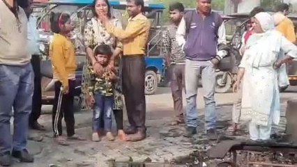 गाजियाबाद: पति के बीमार होने के बाद बाइक मैकेनिक बनी महिला के सपनों में लगाई आग
