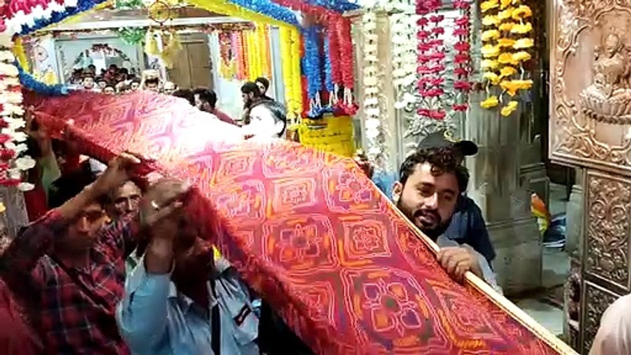 जीणमाता का मेला शुरु, मां ने ओढ़ी 121 मीटर लंबी...