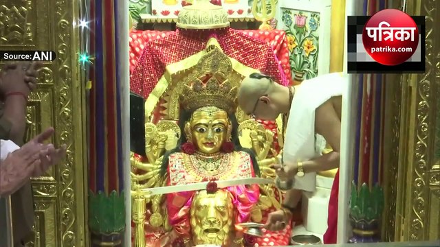 देशभर में नवरात्रि की धूम: मंदिरों में श्रद्धालुओं की लगी लंबी कतार, देखें वीडियो
