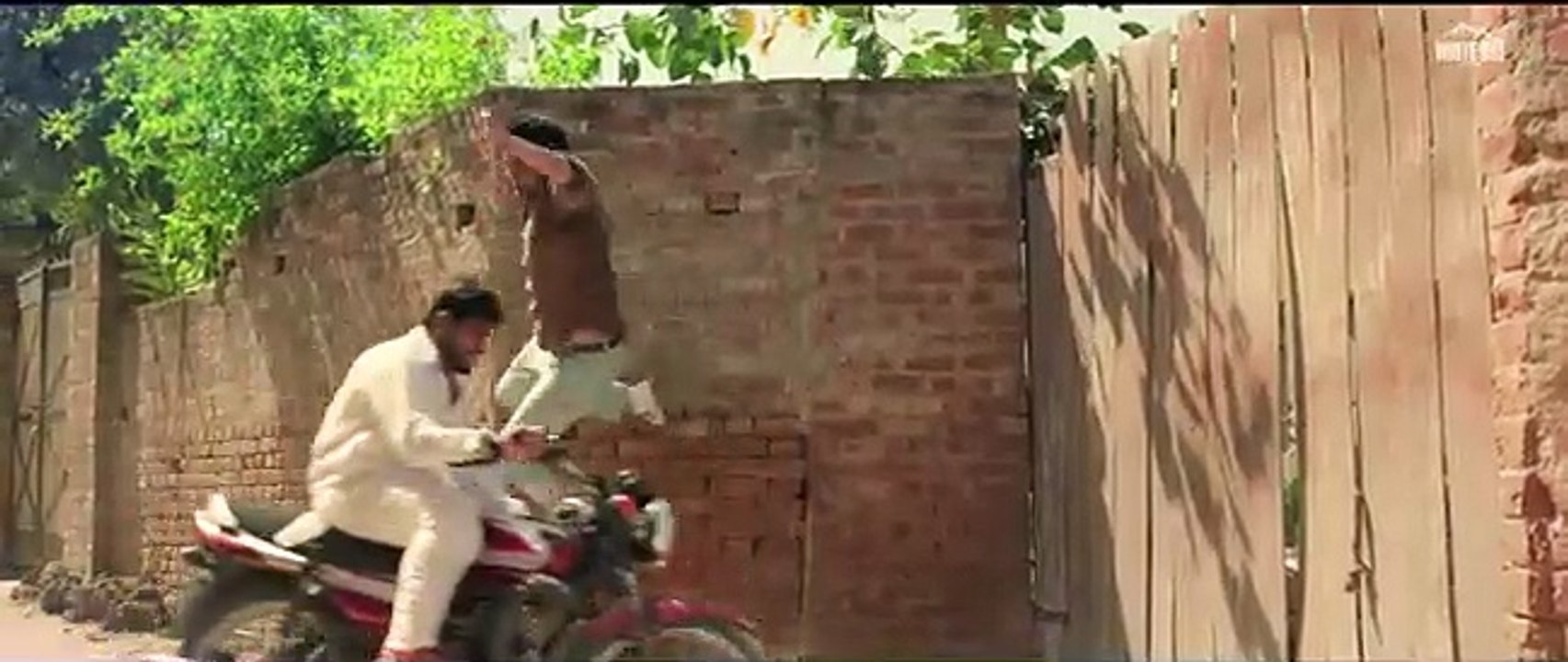 Sidhu_Moose_Wala_:_DOLLAR_|_Byg_Byrd_|_Dakuaan_Da_Munda_|_Sidhu_Moosewala_Punjabi_Song_2022(360p)