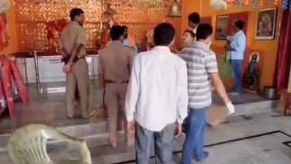 गोरखपुर: मंदिर में चोरों का धावा, चोरी करने में रहे असफल तो तोड़फोड़ कर प्रतिमाएं की क्षतिग्रस्त