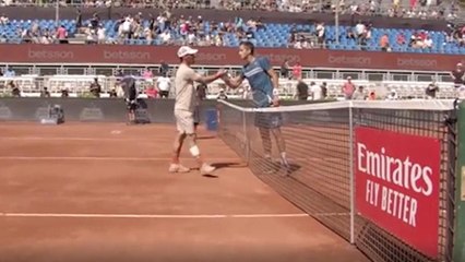 Video Atp Santiago, Etcheverry batte Fognini 6-1 7-6: il match point