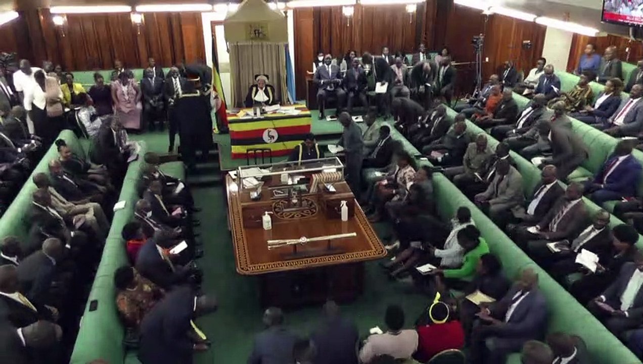Uganda: parlament verabschiedet harsches gesetz gegen homosexualität