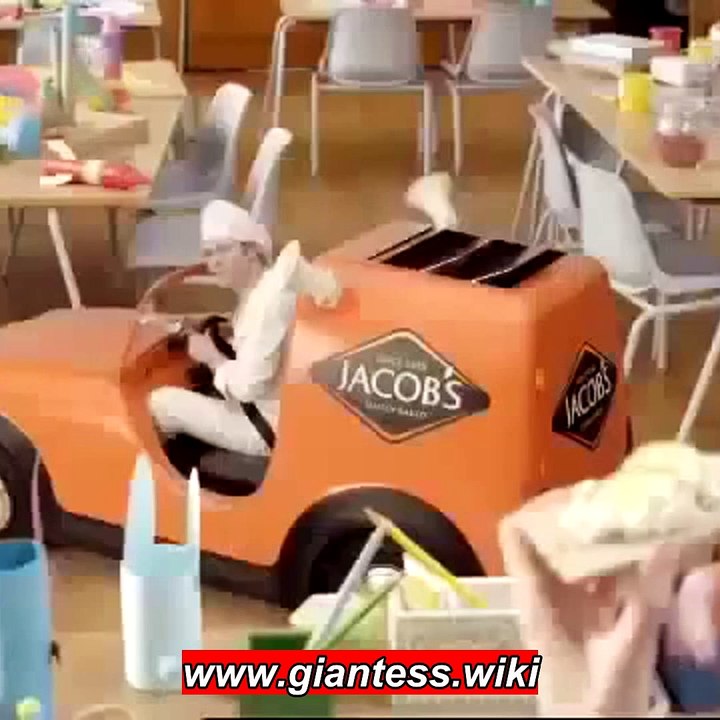 Jacobs Teachers giantess Ad (all publics)