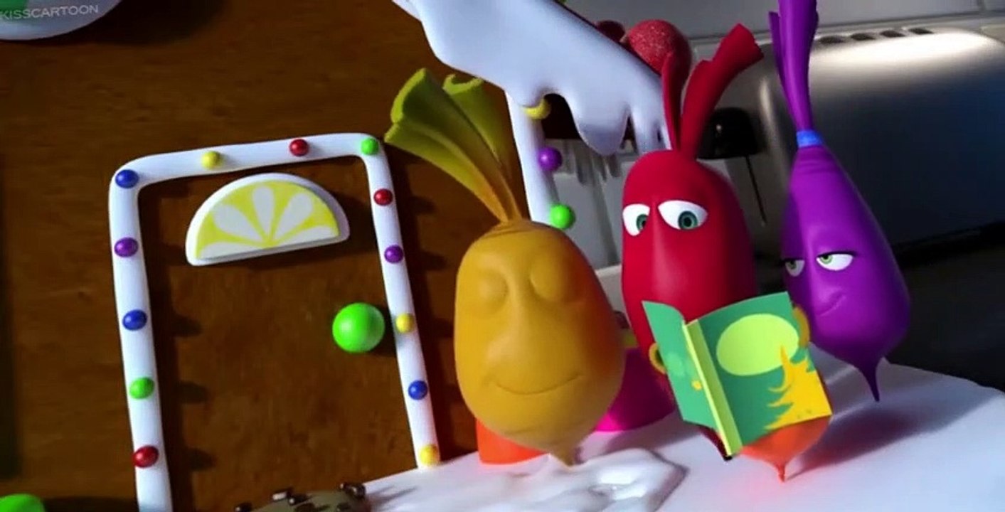 The Beet Party E00- Gingerbread House