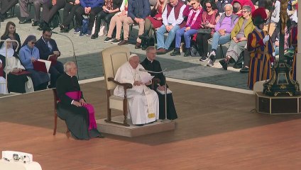 Papa faz apelo por preservação da água