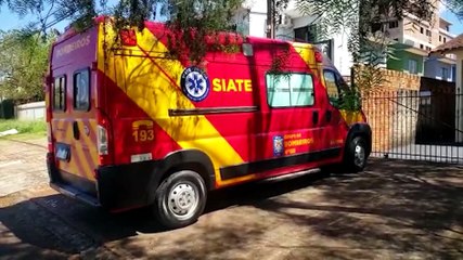 Criança apresenta contusão no crânio após sofrer queda