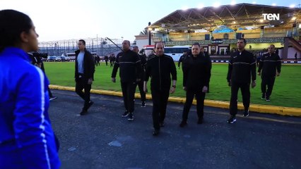 كان حلم حياتي إني أقف قدام حضرتك.. طالب بكلية الشرطة يفاجئ الرئيس السيسي خلال تفقده ميادين التدريب