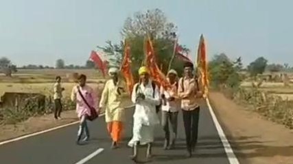 दमोह:शक्ति की भक्ति के दिख रहे गजब नजारे,देखें इन भक्तो की आस्था