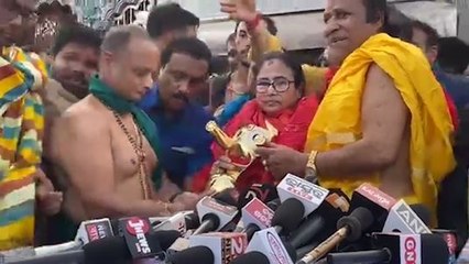 অতিথিশালার জমি দেখে খুশি, ওড়িয়ায় ভাব প্রকাশ করে মমতা বলেন, ‘জমি দেখেন্তি, পছন্দ হন্তি’