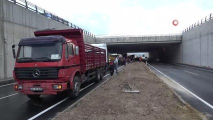 Yakıt tankeri tıra ok gibi saplandı: 1 ölü, 1 yaralı