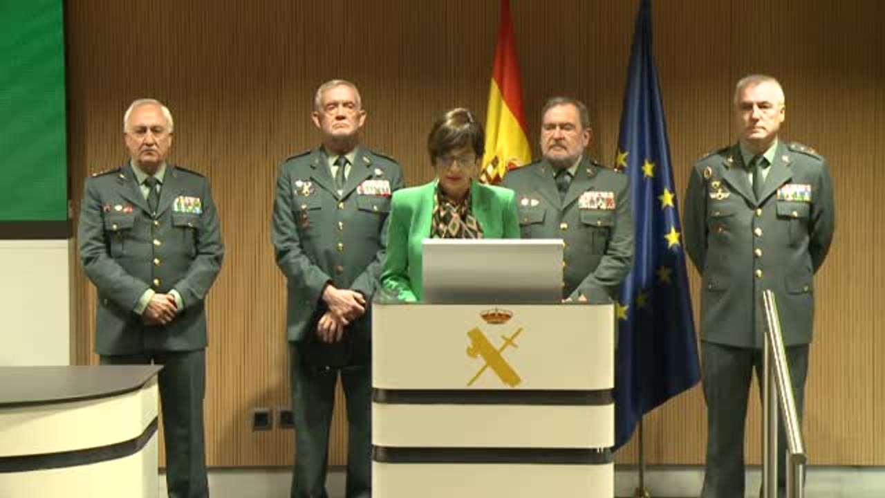 Dimite la directora de la Guardia Civil