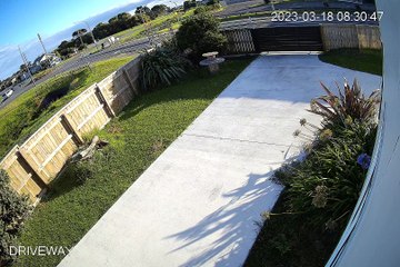 Driver Takes Roundabout Too Fast and Ends Up in the Ditch