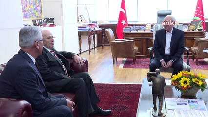 Mardin'in önemli ailelerinden AKP'li eski milletvekili CHP'ye katıldı