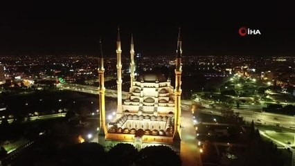 Adana'da ilk teravih namazı kılındı