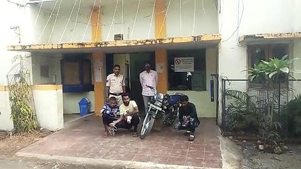 मोटर साइकिल चोरी करने वाले तीन शातिर चोर गिरफ्तार
