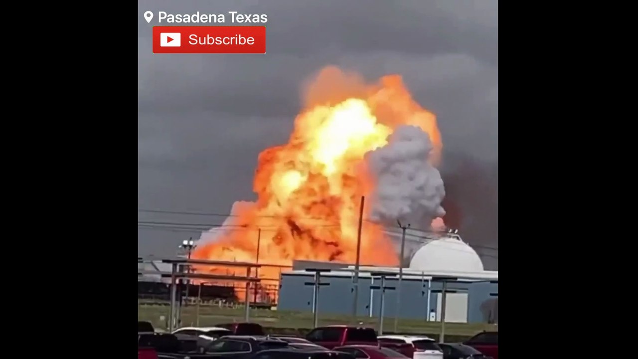 BREAKING: Massive explosion at the Ineos Phenol chemicals plant Pasadena | Texas