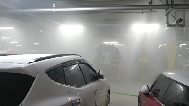 경기 남양주 지하주차장서 차량 화재...다친 사람 없어 / YTN