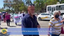 Marchan integrantes de Moci en Veracruz, en el marco del Día Internacional del Agua