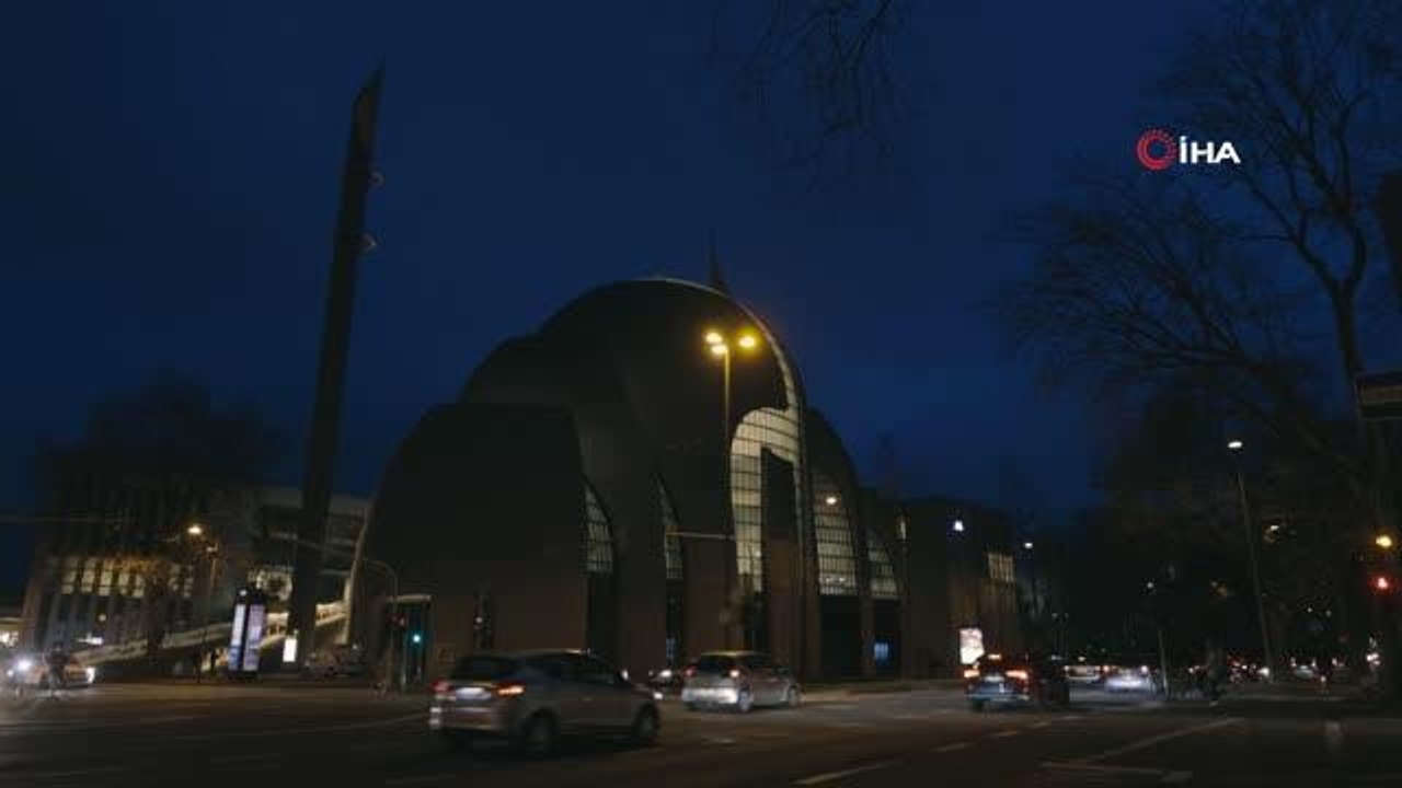 Almanya'da ilk teravih namazı kılındı