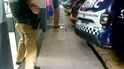 Homem tenta agredir a ex, é contido pelos familiares dela e detido pela PM