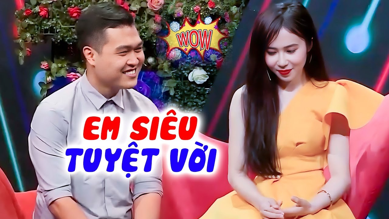 Cô bé XINH XẮN như nữ thần NỤ CƯỜI TỎA NẮNG làm bạn trai QUẤN QUÝT không muốn rời bước NHẤN NÚT ngay