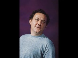 Frédérique Fayles-Bernstein : à quoi ressemble la vie de la dernière compagne de Coluche ?