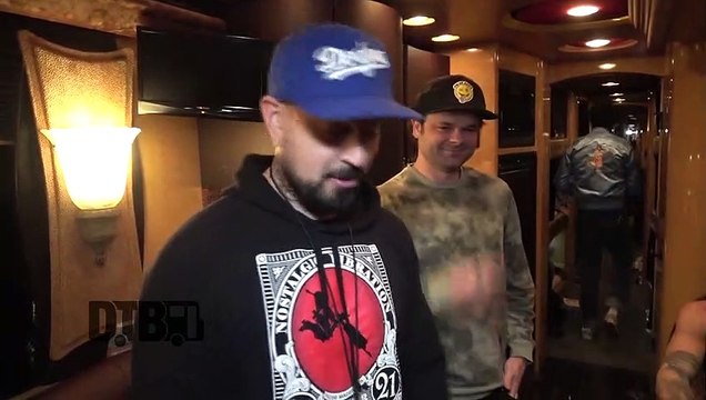 Hollywood Undead - BUS INVADERS Ep. 1725