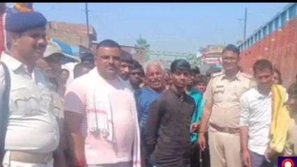 नालंदा: यूट्यूबर मनीष कश्यप की गिरफ्तारी के विरोध में सड़क जाम