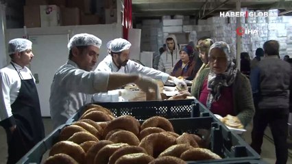 Deprem bölgesindeki 6 ilde ilk sahur yapıldı