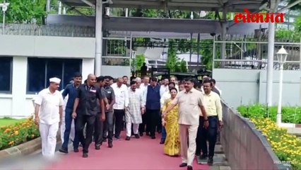 normal video -  फडणवीस - ठाकरेंची एकत्र एन्ट्री