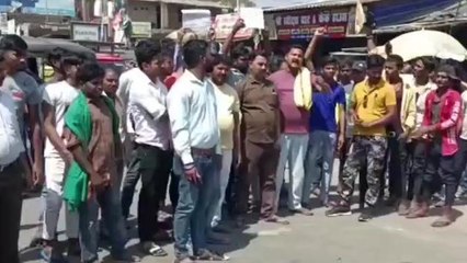 गया: मनीष कश्यप की गिरफ्तारी के विरोध में बिहार बंद, समर्थकों ने सड़क जाम कर की आगजनी