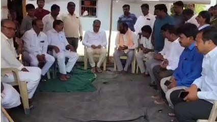 సిద్దిపేట: సర్పంచ్ తండ్రి మృతి.. పరామర్శించిన హరీశ్ రావు