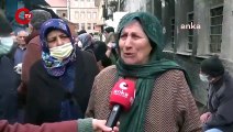 Ucuz et için kuyrukta bekleyen 83 yaşındaki vatandaş: 