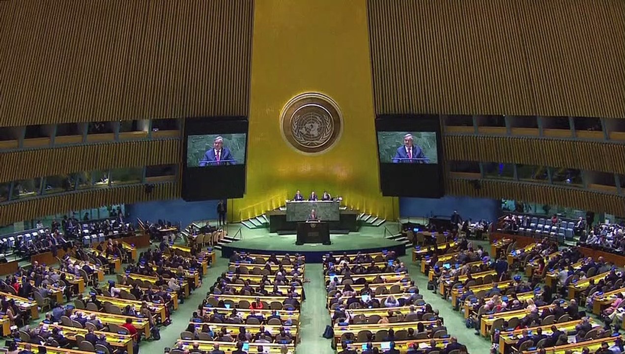 Matt Damon: Frauen besonders von Wasserkrise betroffen