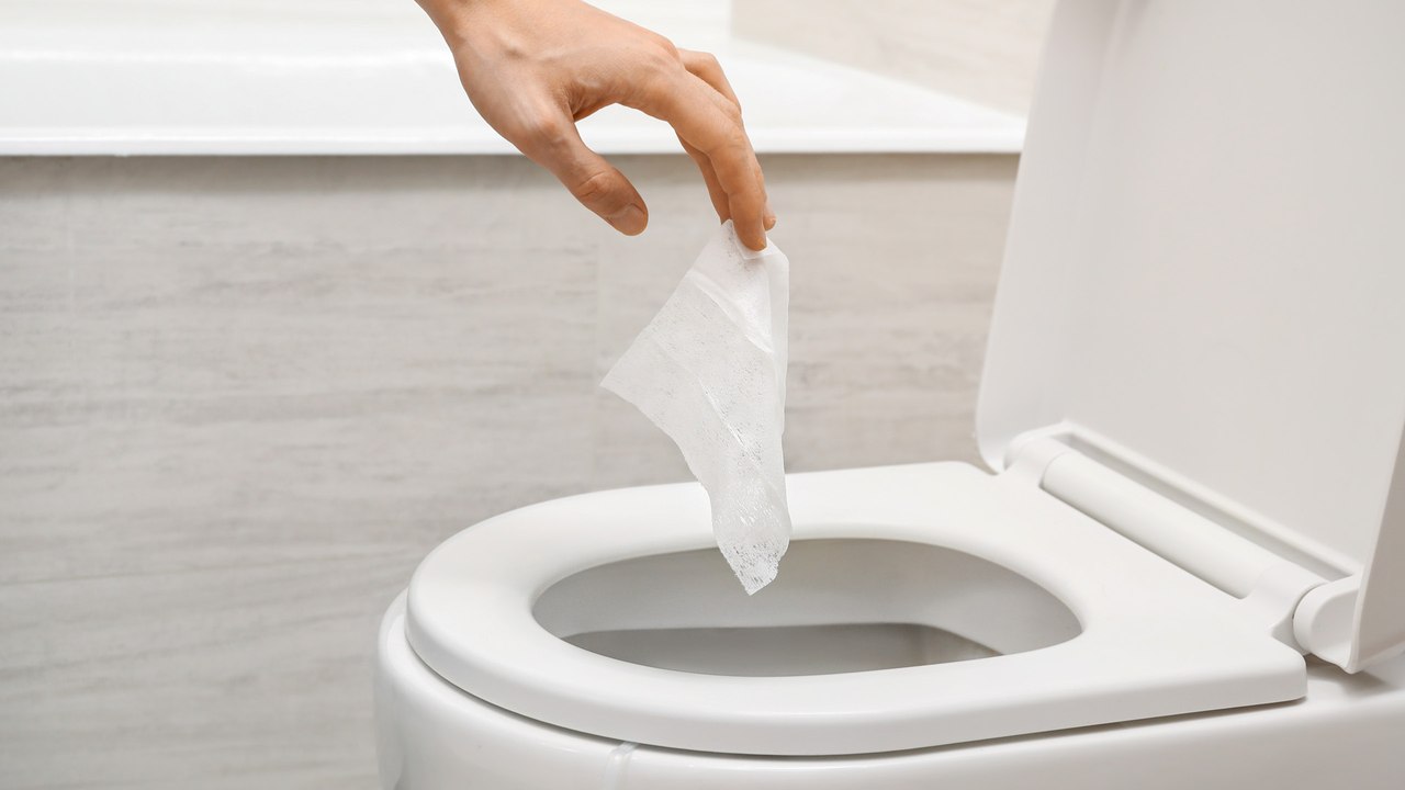 Aufgepasst: Diese Dinge gehören nicht in die Toilette