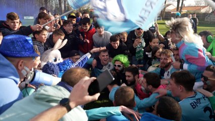 Download Video: « Super-Kop-Ter », les supporters déchainés qui s'incrustent aux matchs de foot amateur