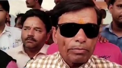 गुना:नाबालिग छात्रा से छेड़छाड़ करने वाले आरोपी शिक्षक को सजा दिलाने सर्व समाज उतरा सड़कों पर