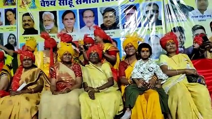 जनप्रतिनिधियों ने शोभायात्रा का किया स्वागत