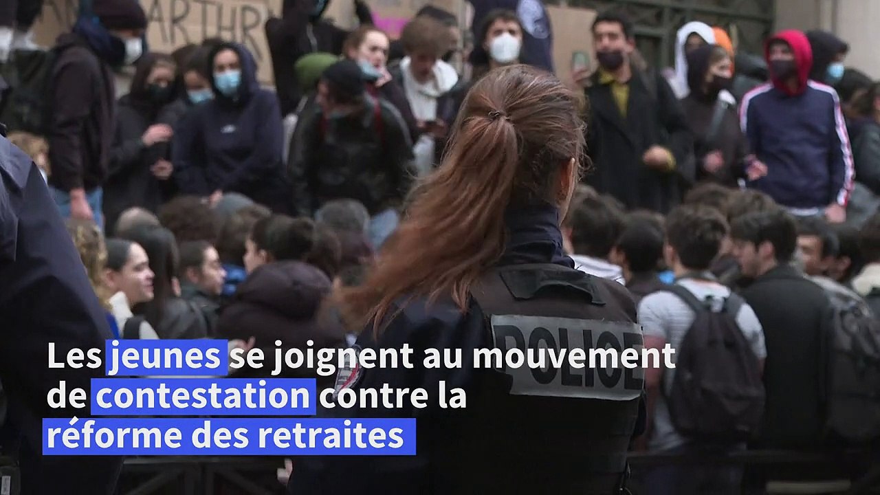 Retraites: blocages et manifs devant des lycées et des facs